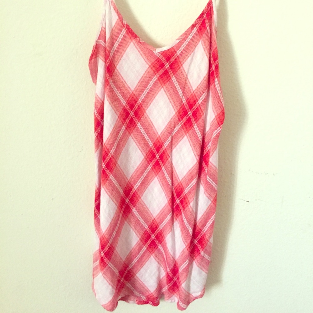 Gap Tank in Small